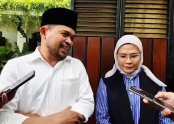 Bupati Indramayu periode 2021-2024 sekaligus eks Kader PDIP, Nina Agustina Dai Bachtiar menemui Presiden ke-7 Jokowi di Solo, Rabu (25/2). FOTO/Net. Ⓒ Hak cipta foto di atas dikembalikan sesungguhnya kepada pemilik foto