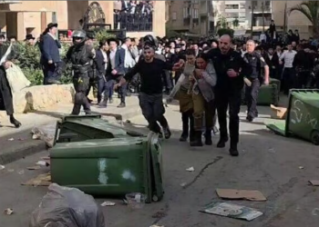 Tentara Wanita Israel Dikejar Warga Yahudi Heredi yang Marah, Nyaris Diamuk Massa