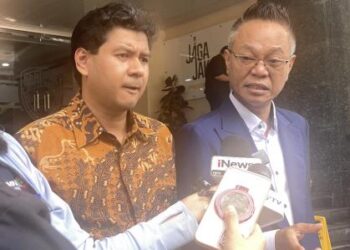 Ade Darmawan Ungkap Pesan Jokowi ke Roy Suryo cs: Kita Ketemu di Pengadilan