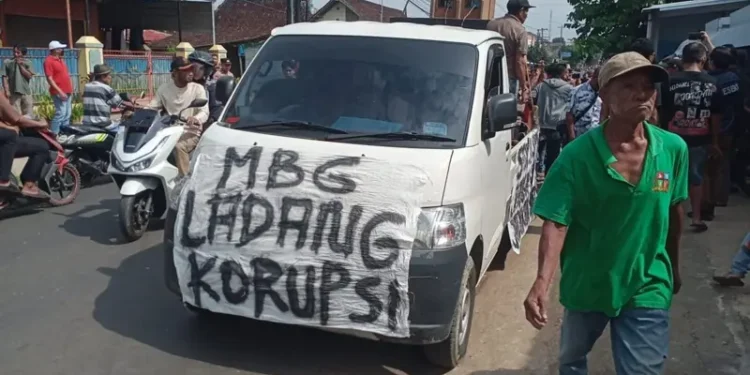 Ⓒ Hak cipta foto di atas dikembalikan sesungguhnya kepada pemilik foto