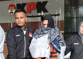 KPK Jangan Fokus ke Korupsi Ecek-Ecek, tapi Keluarga Jokowi Dibiarkan Bebas