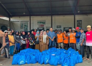 DKP Aceh Bagikan 800 Paket Olahan Ikan, Upaya Pengendalian Inflasi dan Dukung Generasi Aceh Carong