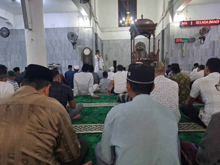STAI Nusantara Safari Ramadan di Masjid Alfalah Sigli