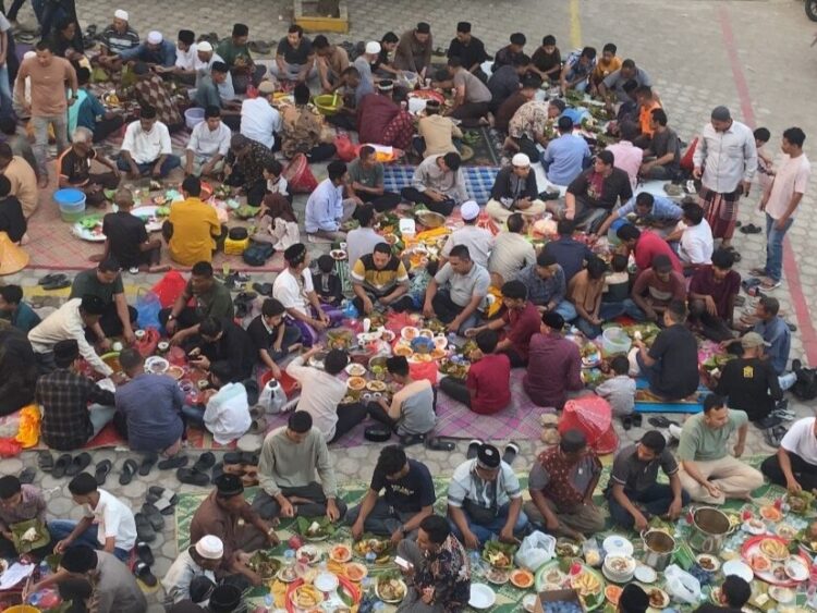 Kenduri Nuzulul Qur’an Gampong Tanjong Seulamat Berlangsung Meriah dan Khidmat