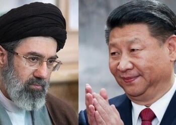 Pemimpin tertinggi Iran baru, Mojtaba Khamenei (kiri), Presiden China, Xi Jin Ping (kanan). FOTO/Kolase. Ⓒ Hak cipta foto di atas dikembalikan sesungguhnya kepada pemilik foto