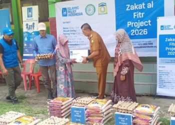 Pemkab Aceh Besar dan Islamic Relief Salurkan 250 Paket Makanan Ramadhan untuk Warga Seulimeum