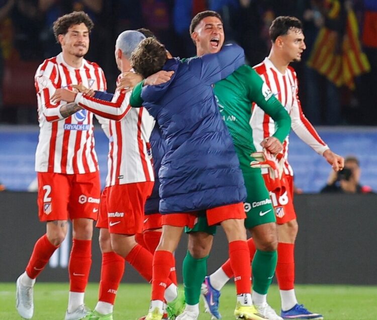 Ⓒ Hak cipta foto di atas dikembalikan sesungguhnya kepada pemilik foto