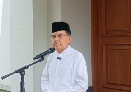 Ⓒ Hak cipta foto di atas dikembalikan sesungguhnya kepada pemilik foto Ⓒ Hak cipta foto di atas dikembalikan sesungguhnya kepada pemilik foto