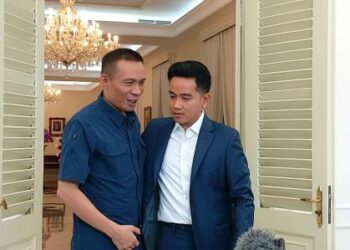 Rismon Ajak Roy Suryo cs Ketemu usai Nyatakan Ijazah Jokowi Asli: Jangan Bilang Pengkhianat