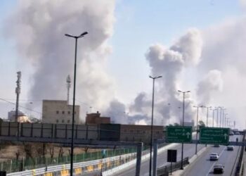 Hari Ke-7 Perang Memanas, AS–Israel Ngamuk Bombardir Teheran dan Kerahkan Bom Penembus Bunker