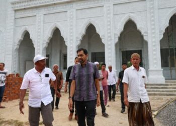 Kisah Mualem Bangun Masjid di Kampung Halaman Aceh Utara