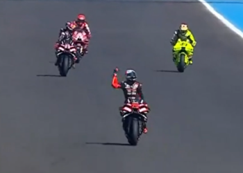 Bezzecchi Juara MotoGP Brasil 2026, Marc Marquez Gagal Podium