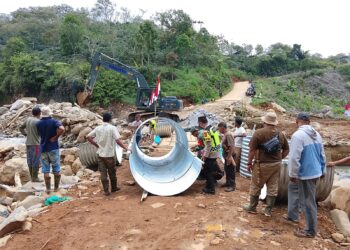 Tradisi Peusijuek Awali Pembangunan Jembatan Aramco di Bener Meriah