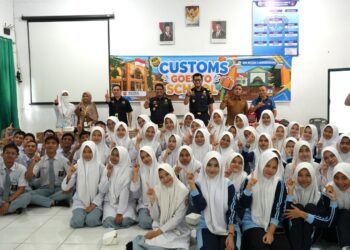Bea Cukai Edukasi Siswa soal Fiskal dan Bahaya Barang Ilegal Lewat Customs Goes To School
