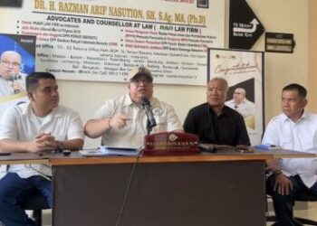 Razman Ungkap Jokowi Tak Nyaman Kasus Roy Suryo cs Belum Disidangkan