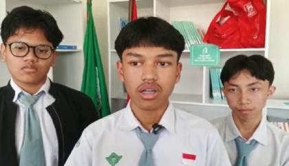 Ⓒ Hak cipta foto di atas dikembalikan sesungguhnya kepada pemilik foto Ⓒ Hak cipta foto di atas dikembalikan sesungguhnya kepada pemilik foto