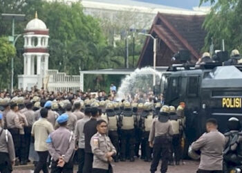Demo Tolak JKA Jilid Tiga di Aceh Berakhir Ricuh