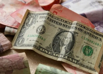 Besok, Rupiah Diramal Tembus Rp18.000 per Dolar AS