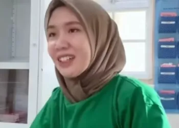 Ⓒ Hak cipta foto di atas dikembalikan sesungguhnya kepada pemilik foto Ⓒ Hak cipta foto di atas dikembalikan sesungguhnya kepada pemilik foto