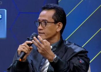 Refly Harun Kutip Buku Bonatua: Ijazah Jokowi Tidak Ada, Apa yang Mau Dibuktikan?
