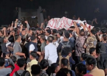 Ⓒ Hak cipta foto di atas dikembalikan sesungguhnya kepada pemilik foto