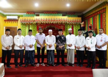Mualem Terima Silaturahmi Pimpinan MPU Aceh, Bahas Isu Keumatan dan Pembangunan