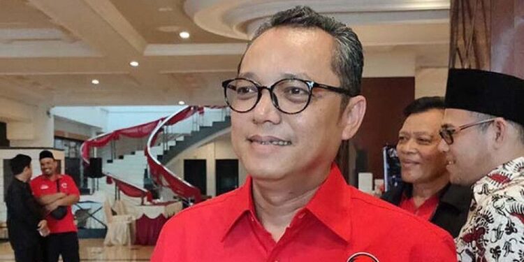Ketua DPP PDIP, Deddy Yevri Sitorus. FOTO/Parlementaria. Ⓒ Hak cipta foto di atas dikembalikan sesungguhnya kepada pemilik foto