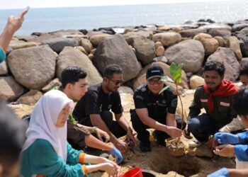 Mapala JE dan DLH Pidie Gelar Aksi Tanam Pohon Peringati Hari Lingkungan Hidup Sedunia