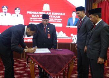 Ⓒ Hak cipta foto di atas dikembalikan sesungguhnya kepada pemilik foto Ⓒ Hak cipta foto di atas dikembalikan sesungguhnya kepada pemilik foto