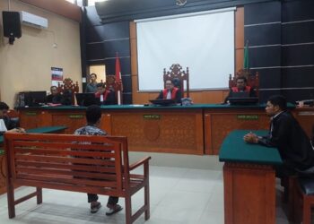 Ⓒ Hak cipta foto di atas dikembalikan sesungguhnya kepada pemilik foto Ⓒ Hak cipta foto di atas dikembalikan sesungguhnya kepada pemilik foto
