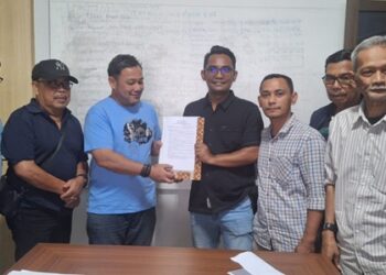 Ⓒ Hak cipta foto di atas dikembalikan sesungguhnya kepada pemilik foto Ⓒ Hak cipta foto di atas dikembalikan sesungguhnya kepada pemilik foto