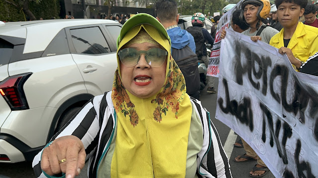 Ⓒ Hak cipta foto di atas dikembalikan sesungguhnya kepada pemilik foto Ⓒ Hak cipta foto di atas dikembalikan sesungguhnya kepada pemilik foto
