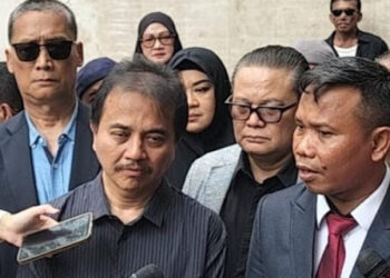 Ⓒ Hak cipta foto di atas dikembalikan sesungguhnya kepada pemilik foto Ⓒ Hak cipta foto di atas dikembalikan sesungguhnya kepada pemilik foto