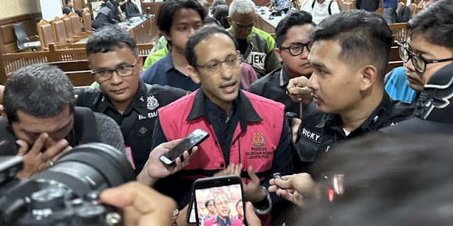 Ⓒ Hak cipta foto di atas dikembalikan sesungguhnya kepada pemilik foto Ⓒ Hak cipta foto di atas dikembalikan sesungguhnya kepada pemilik foto