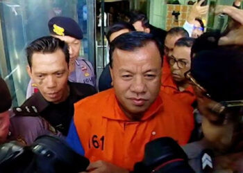 Suap Kuansing "Naik Kelas", dari Pajero ke Land Cruiser Meski Dicicil 5 Tahun