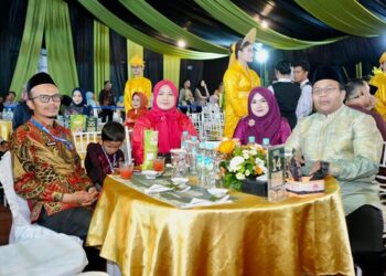 Ⓒ Hak cipta foto di atas dikembalikan sesungguhnya kepada pemilik foto Ⓒ Hak cipta foto di atas dikembalikan sesungguhnya kepada pemilik foto