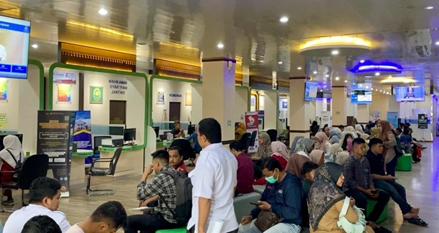 Ⓒ Hak cipta foto di atas dikembalikan sesungguhnya kepada pemilik foto Ⓒ Hak cipta foto di atas dikembalikan sesungguhnya kepada pemilik foto