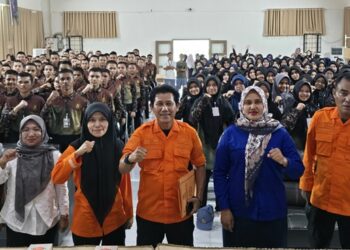 BPBD Aceh Besar Tanamkan Budaya Sadar Bencana kepada Siswa Baru SMAN Modal Bangsa