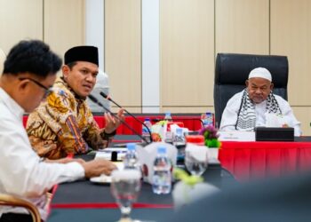 Wagub Aceh Temui Yusril, Bahas Kepastian Hukum Status Wakaf Blang Padang
