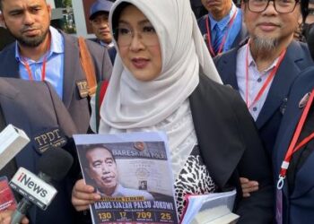 Dokter Tifa Siapkan Bukti Tudingan Ijazah Palsu Jokowi, Klaim Tak Bisa Dibantah UGM
