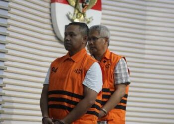 Selain Dituntut 8,5 Tahun Penjara, Gubernur Riau Nonaktif Didenda Setengah Miliar