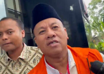 Berkelit Soal Amplop untuk Menhut Raja Juli, Bupati Kuansing Ngaku Tak Tahu Isinya