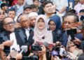 Ⓒ Hak cipta foto di atas dikembalikan sesungguhnya kepada pemilik foto Ⓒ Hak cipta foto di atas dikembalikan sesungguhnya kepada pemilik foto