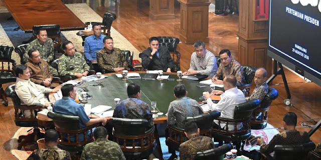 Prabowo Bahas Rekrutmen Prajurit Dayak Bersama Menhan dan Panglima TNI