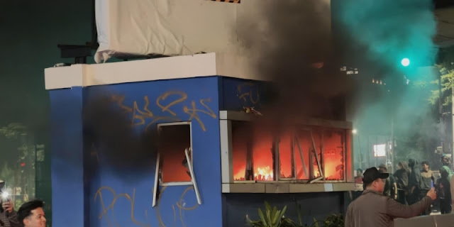 Polisi Sebut Kelompok Perusuh Rusak Fasilitas Umum Usai Demo di Gedung DPR/MPR