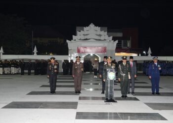 Pangdam IM Pimpin Apel Kehormatan dan Renungan Suci di TMP Banda Aceh