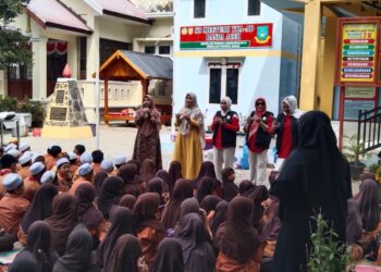 Gemarikan di SD Meutuah YKA Banda Aceh, DKP Aceh Sediakan 350 Porsi Bakso Ikan