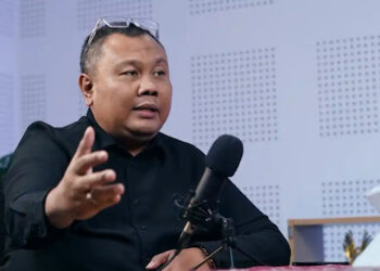 Reshuffle Mendesak, Hendri Satrio Ungkap Menteri Gila
