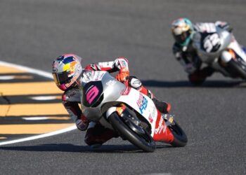 Veda Ega Pratama Tempati Posisi Ketiga di Hari Pertama Moto3 Inggris, Dipuji Manajer Honda