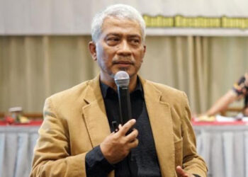 Guru Besar UNAS Bongkar “Panggung Belakang” Politik: Jokowi dan Elite Disebut Hanya Boneka